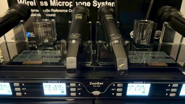 ZonGer ZG-188 專業卡拉OK四手持無線麥克風1對4 (專業級) 結帳輸入折扣碼zg188再打折