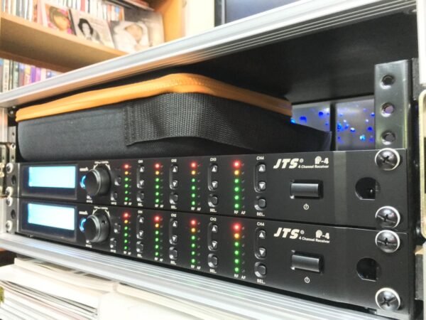 R-4系統 JTS UHF 四頻道無線麥克風系統 附四支麥克風 結帳輸入折扣碼r4再打折